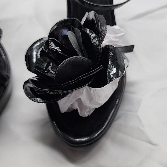 DOLCE & GABBANA BLACK STILETTO BEAUTIFUL PLATFORM PUMPS WOMENS SIZE 40 GUC - Picture 4 of 16